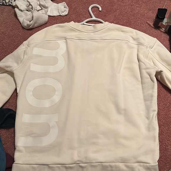 brand new lululemon crew neck - Picture 2 of 2